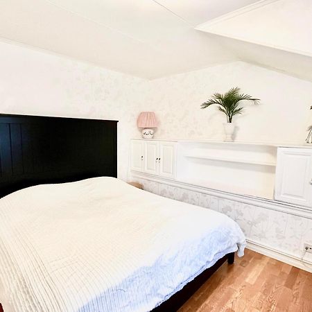 Outstanding Apartment Close To Gothenburg คุงยัลว์ ภายนอก รูปภาพ