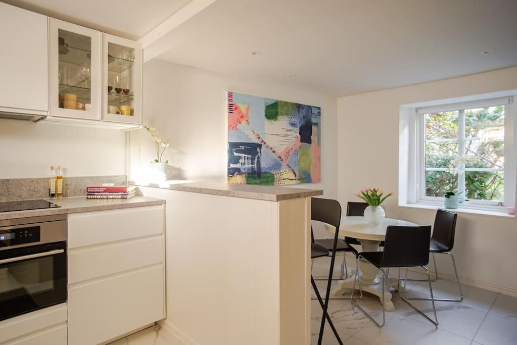 Outstanding Apartment Close To Gothenburg คุงยัลว์ ภายนอก รูปภาพ